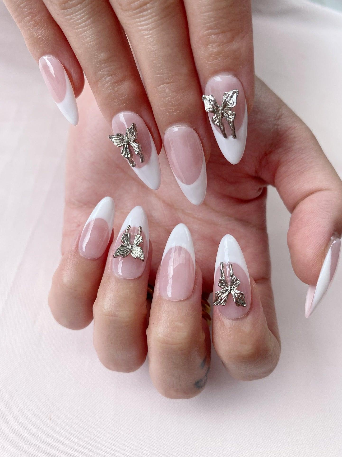 Butterfly Elegance - GO2NAIL MEDIUM ALMOND PressOnNails