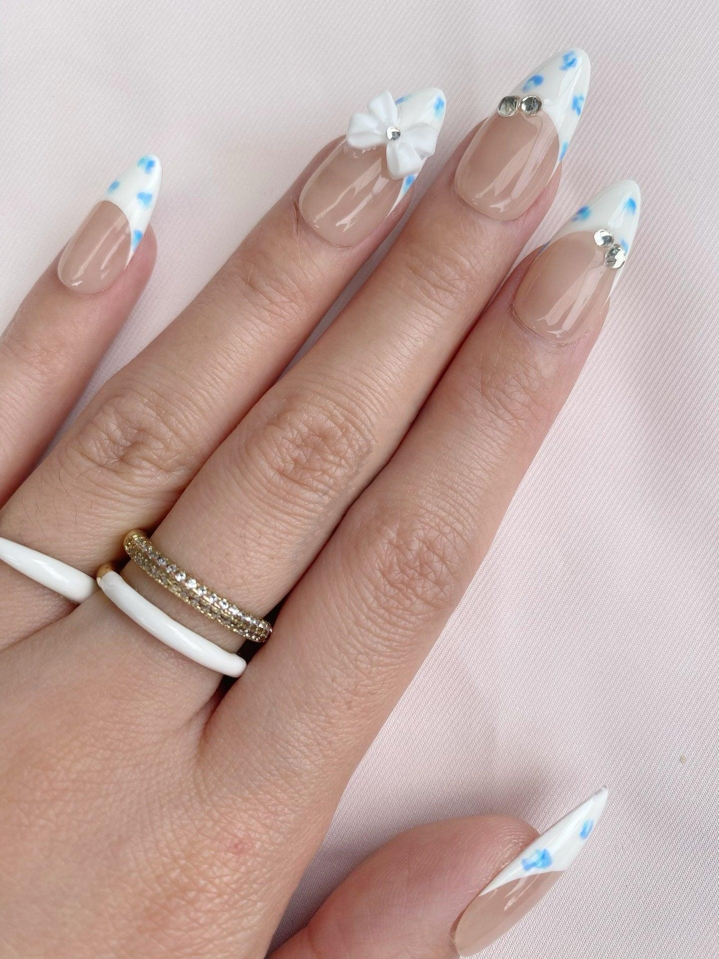 Blue Bow - GO2NAIL  MEDIUM ALMOND PressOnNails