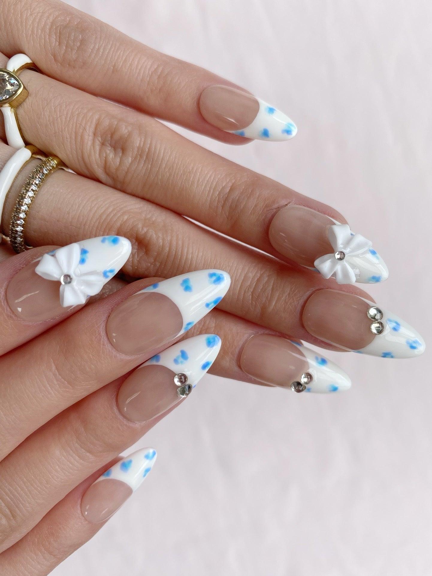 Blue Bow - GO2NAIL  MEDIUM ALMOND PressOnNails