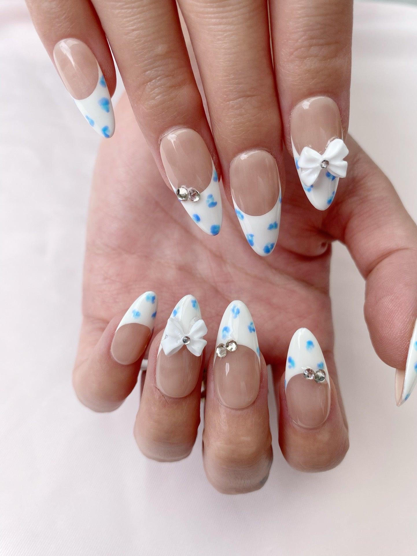 Blue Bow - GO2NAIL  MEDIUM ALMOND PressOnNails
