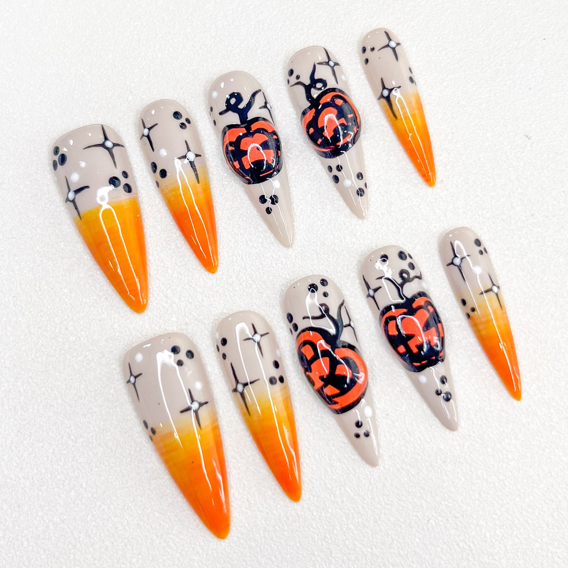 Ghostly Pumpkins - GO2NAIL  LONG STILETTO PressOnNails