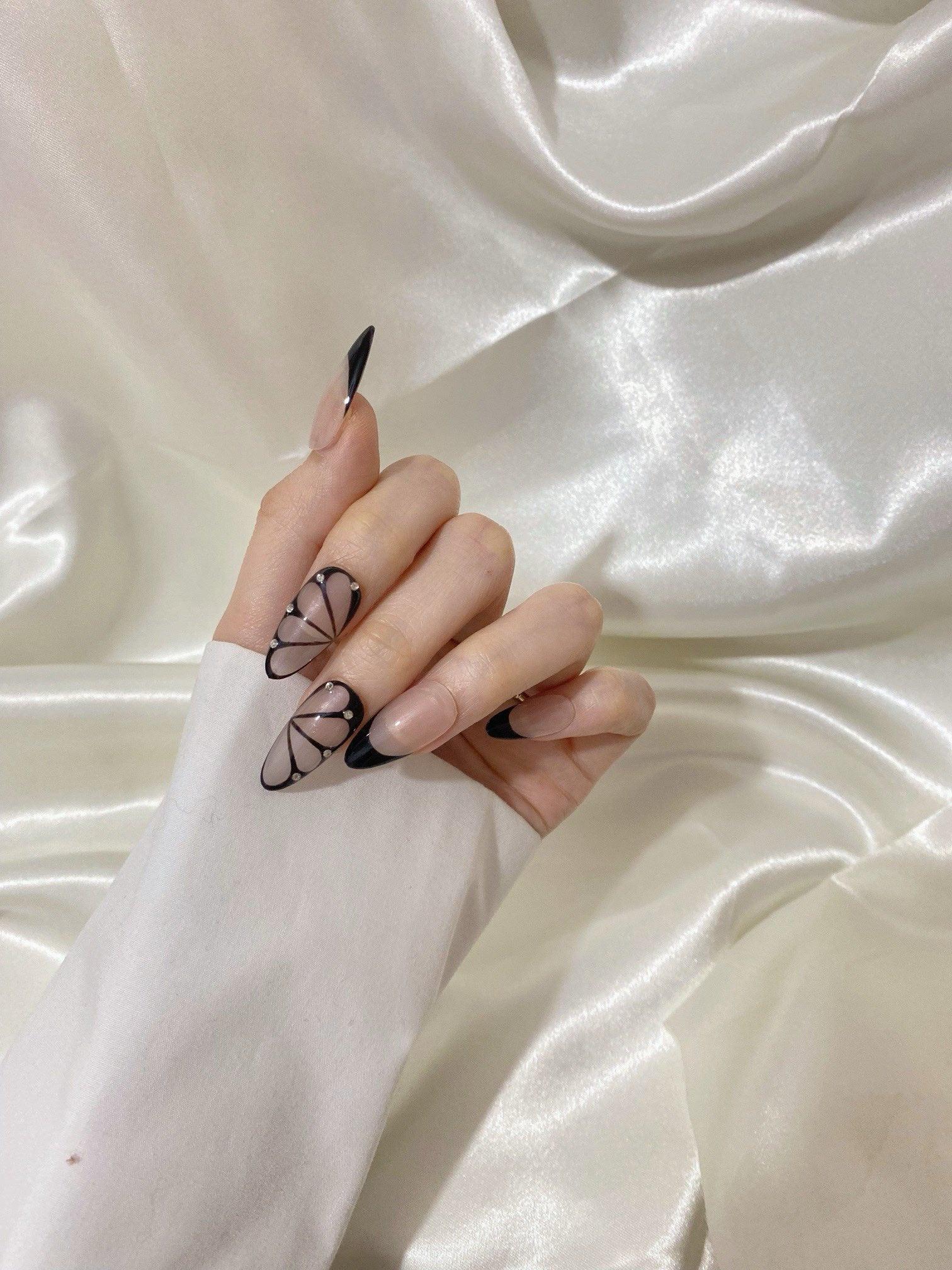Mono Wings - GO2NAIL  LONG ALMOND PressOnNails