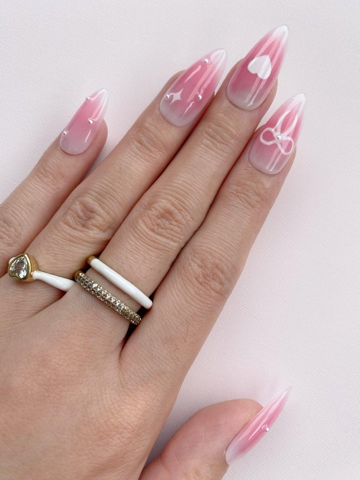 Sweet Charm - GO2NAIL  MEDIUM ALMOND PressOnNails